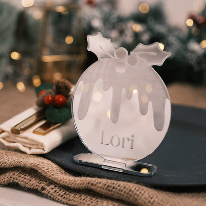 Christmas pudding table decor