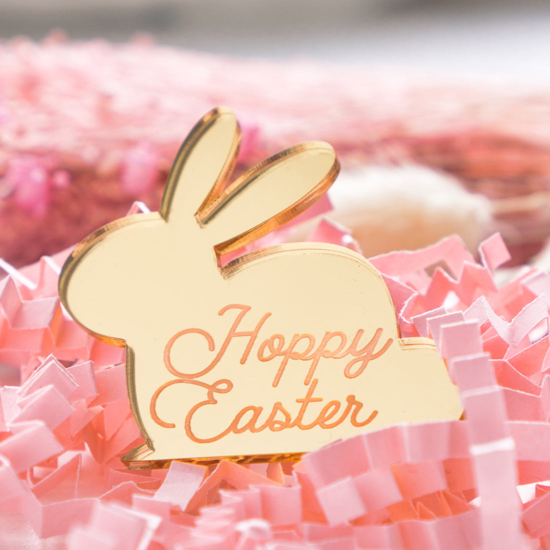 Hoppy Easter cake charm