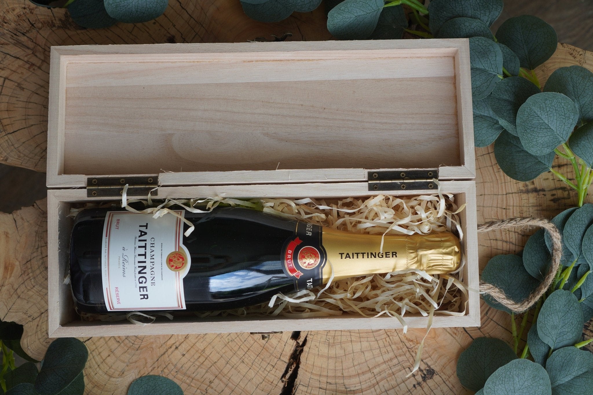 Engraved wine box